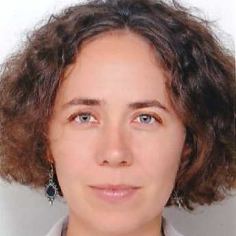 Mag. Aleksandra Vedernjak Porträt Mag. Aleksandra Vedernjak