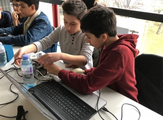 Abbildung 2 RoboFIT RoboRetter Workshop Laaerberg Gymnasium