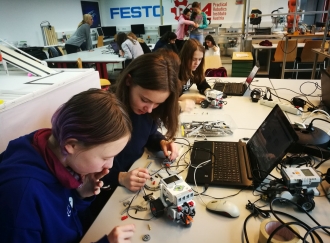 Abbildung 3 RoboFIT RoboRetter Workshop Laaerberg Gymnasium