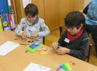 Abbildung 2 RoboFIT Schräger Roboter Workshop VS Kindermanngasse