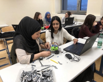 Abbildung 1 RoboFIT RoboRetter Workshop Laaerberg Gymnasium