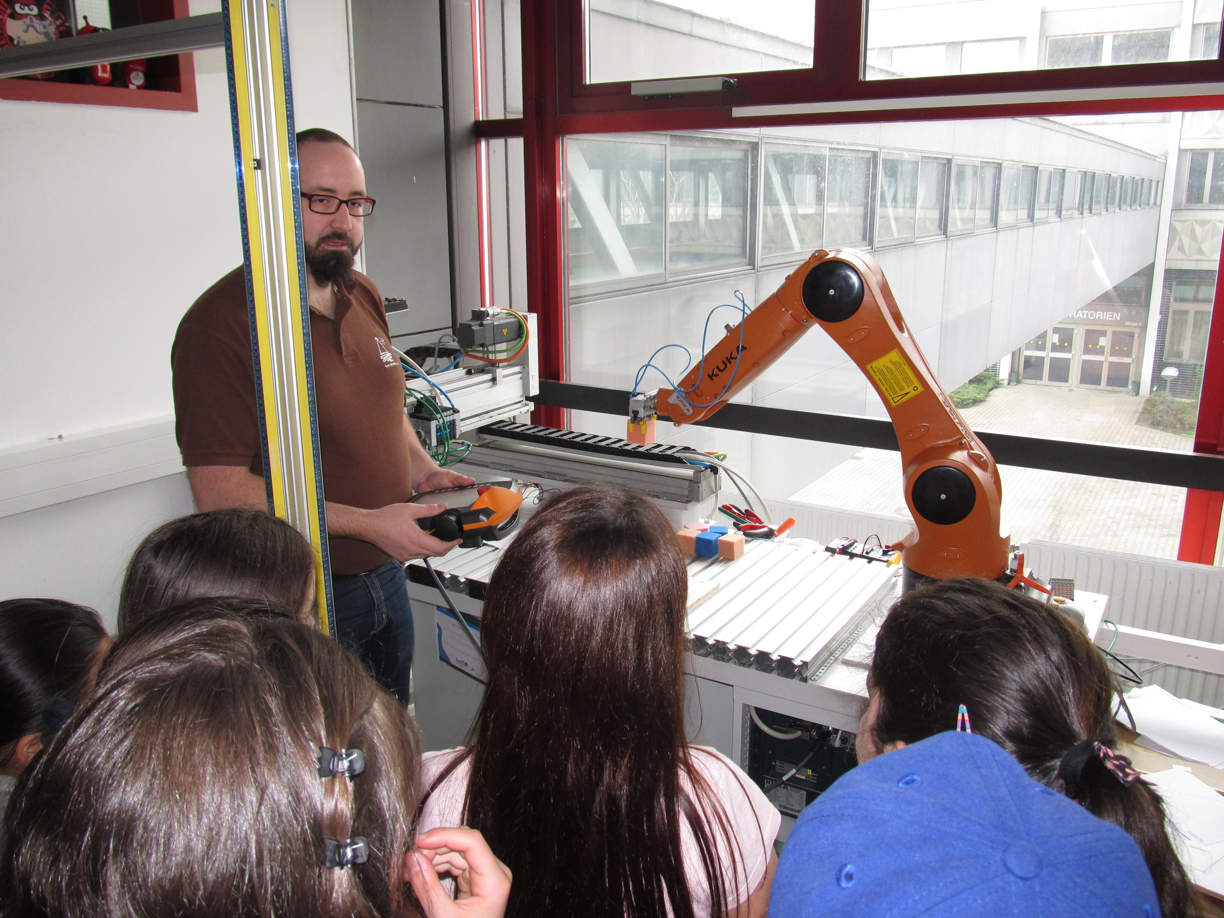 RoboFIT Pria Exkursion Laaerberg Gymnasium