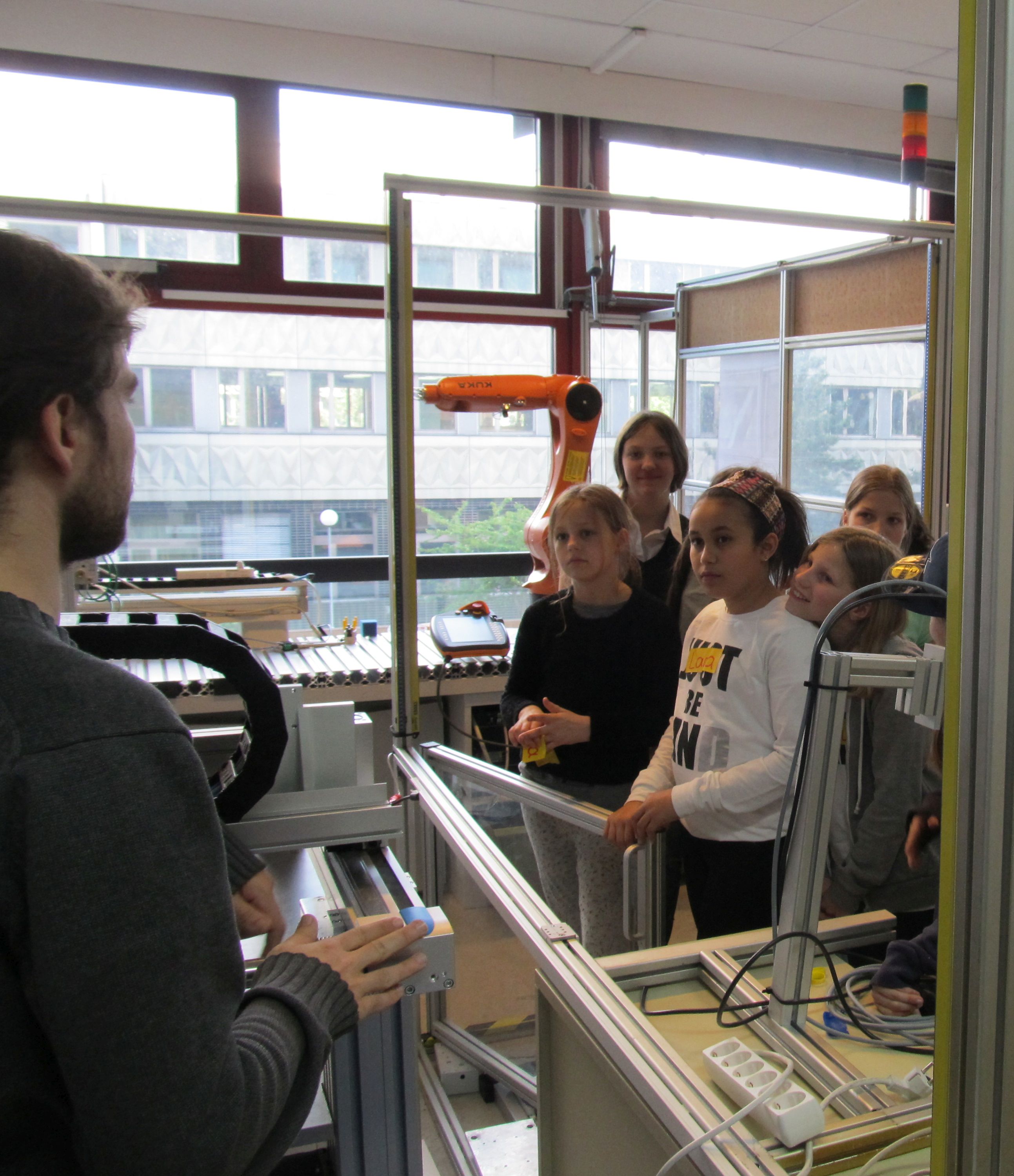 RoboFIT Pria Exkursion Lise Meitner Gymnasium