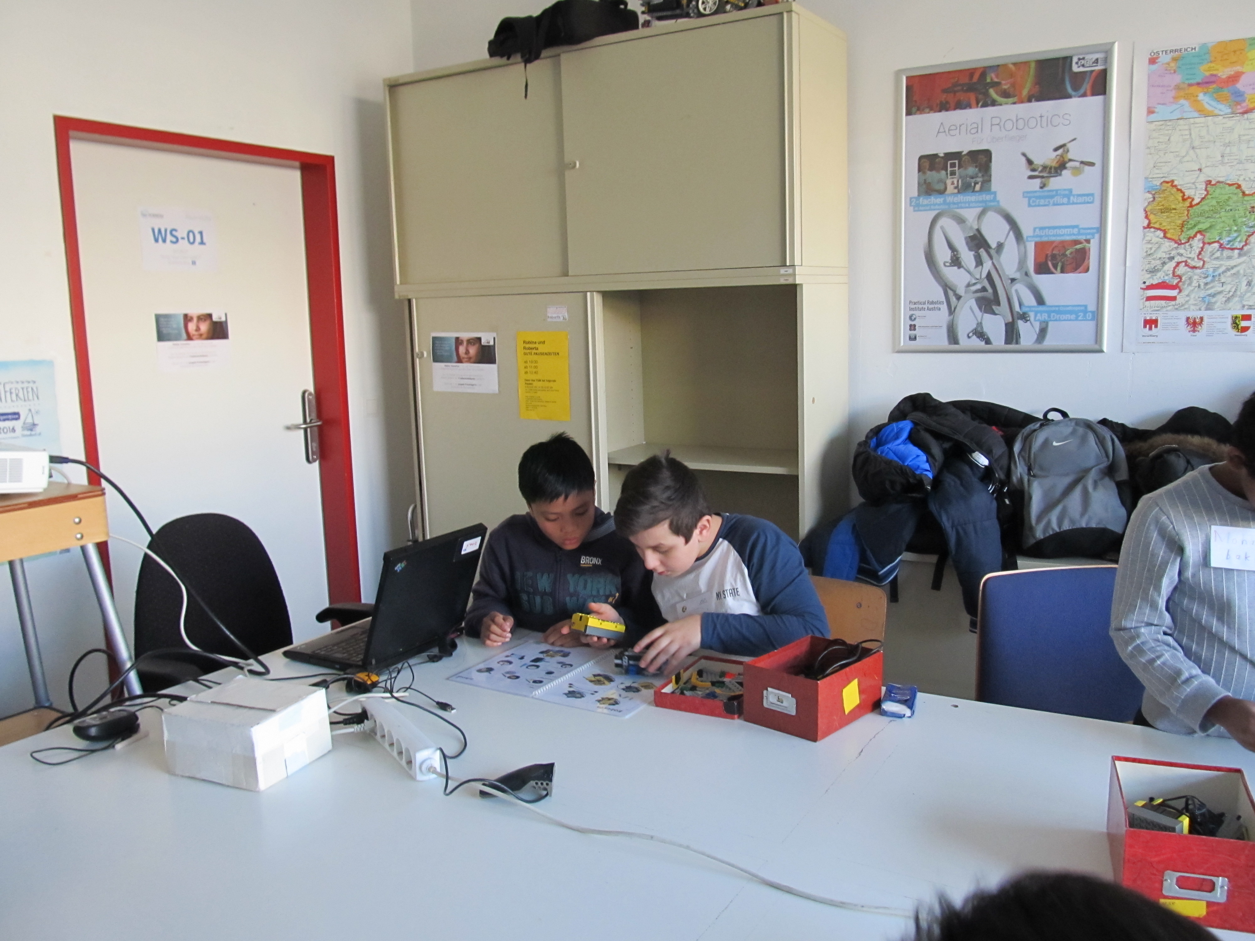 RoboFIT Roberta Workshop Laaerberg Gymnasium