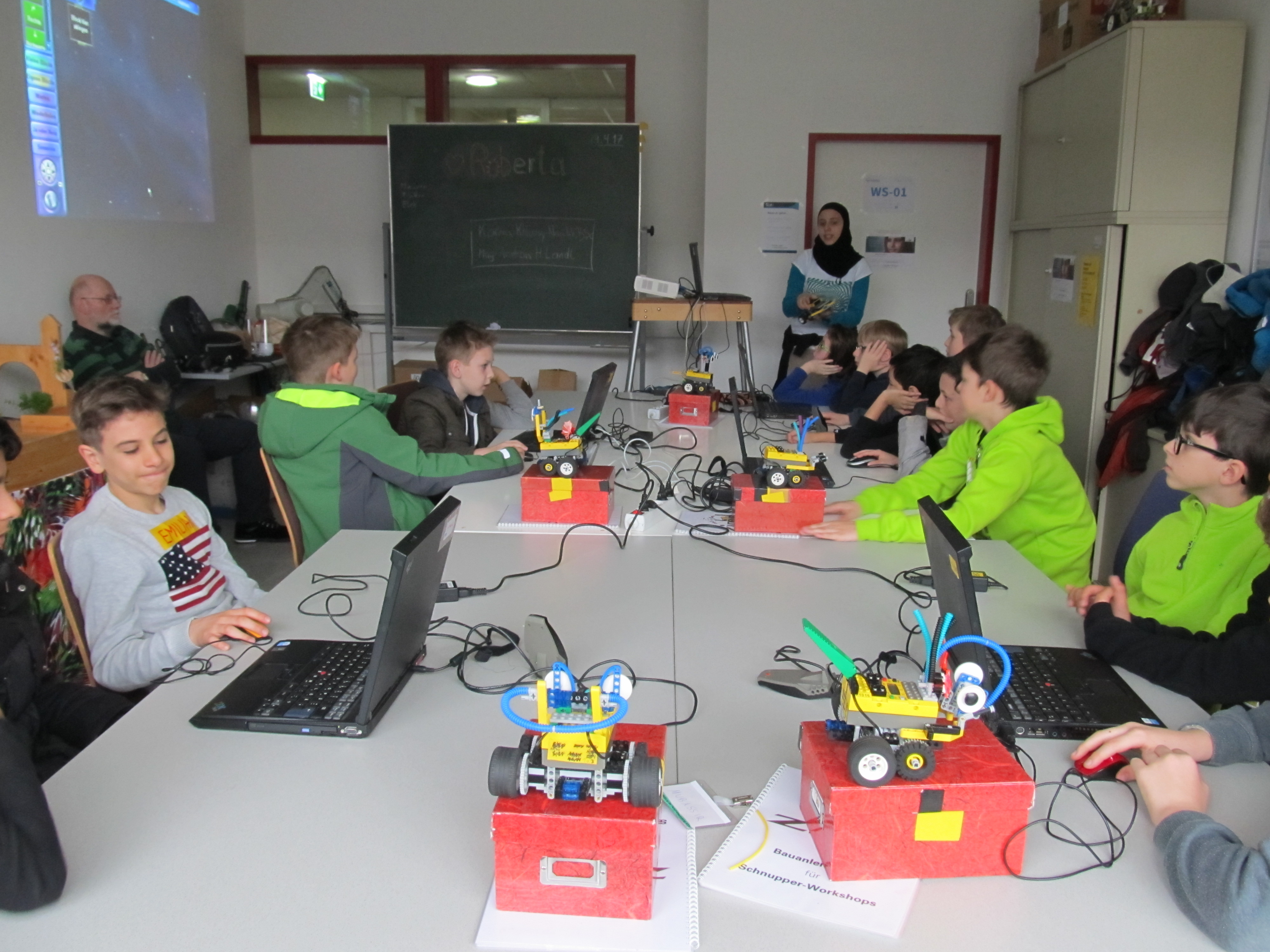 RoboFIT Roberta Workshop Lise Meitner Gymnasium