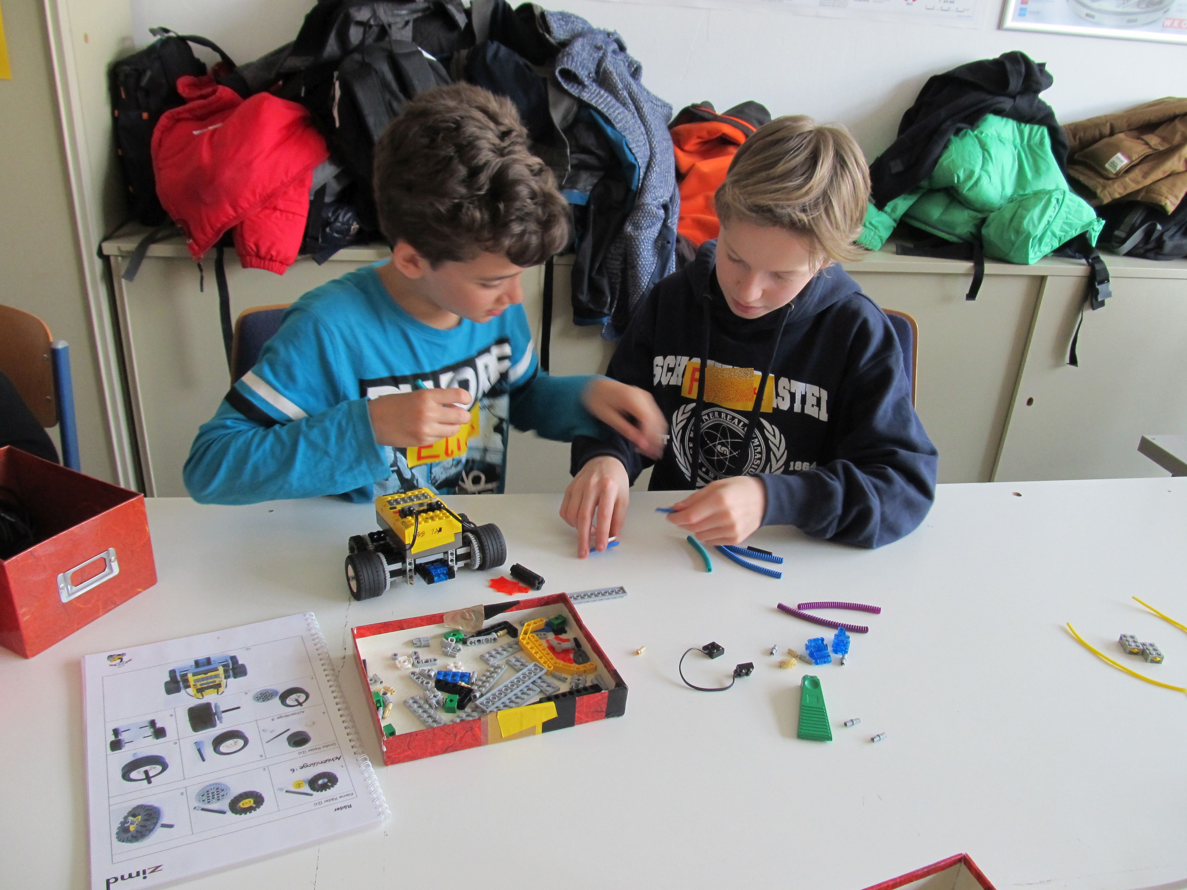 RoboFIT Roberta Workshop Lise Meitner Gymnasium