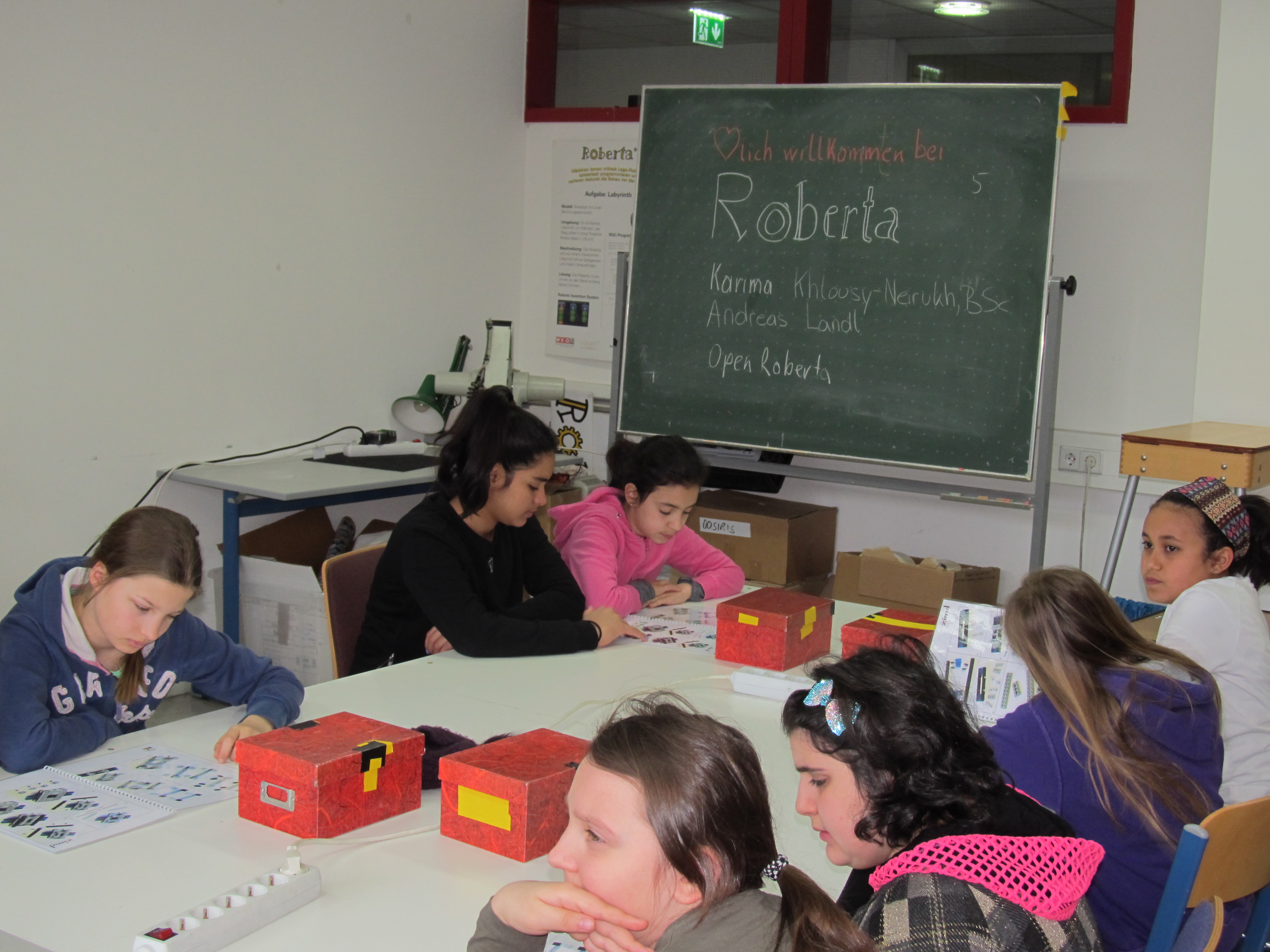 RoboFIT Roberta Workshop Lise Meitner Gymnasium